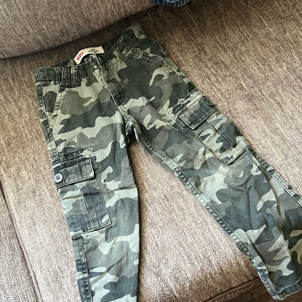 Camo Levi’s